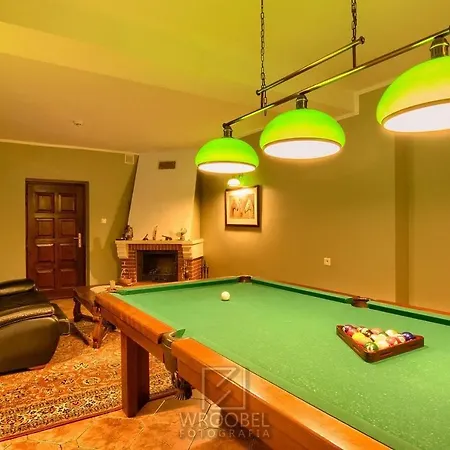 Sowa Проживание в семье Косцелиско